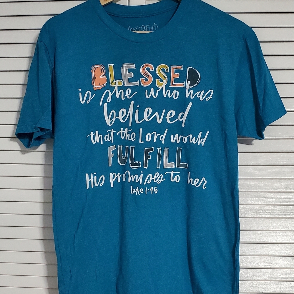 NWOT Love is Faith tee Sz S